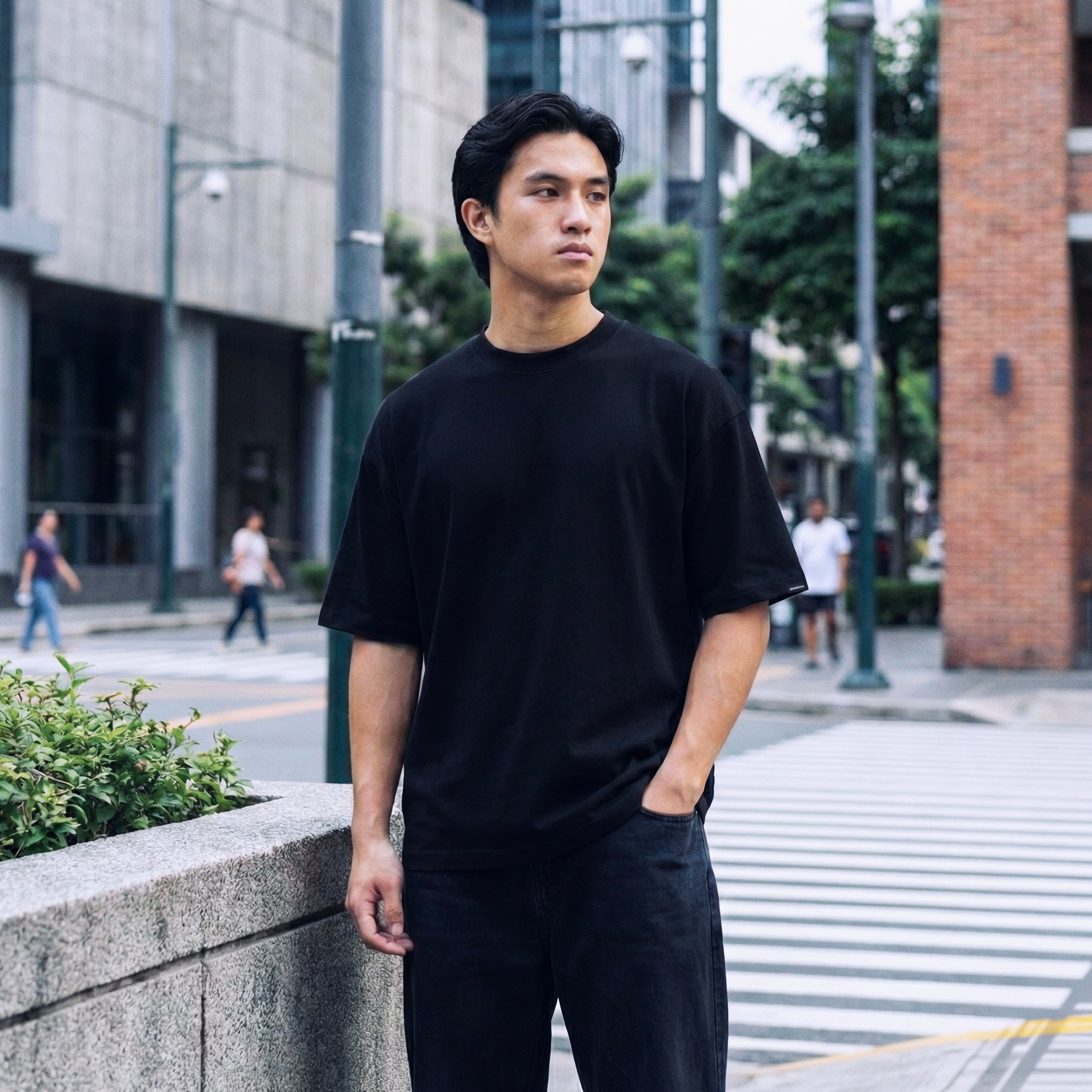 BOXY PLAIN TEE | BLACK