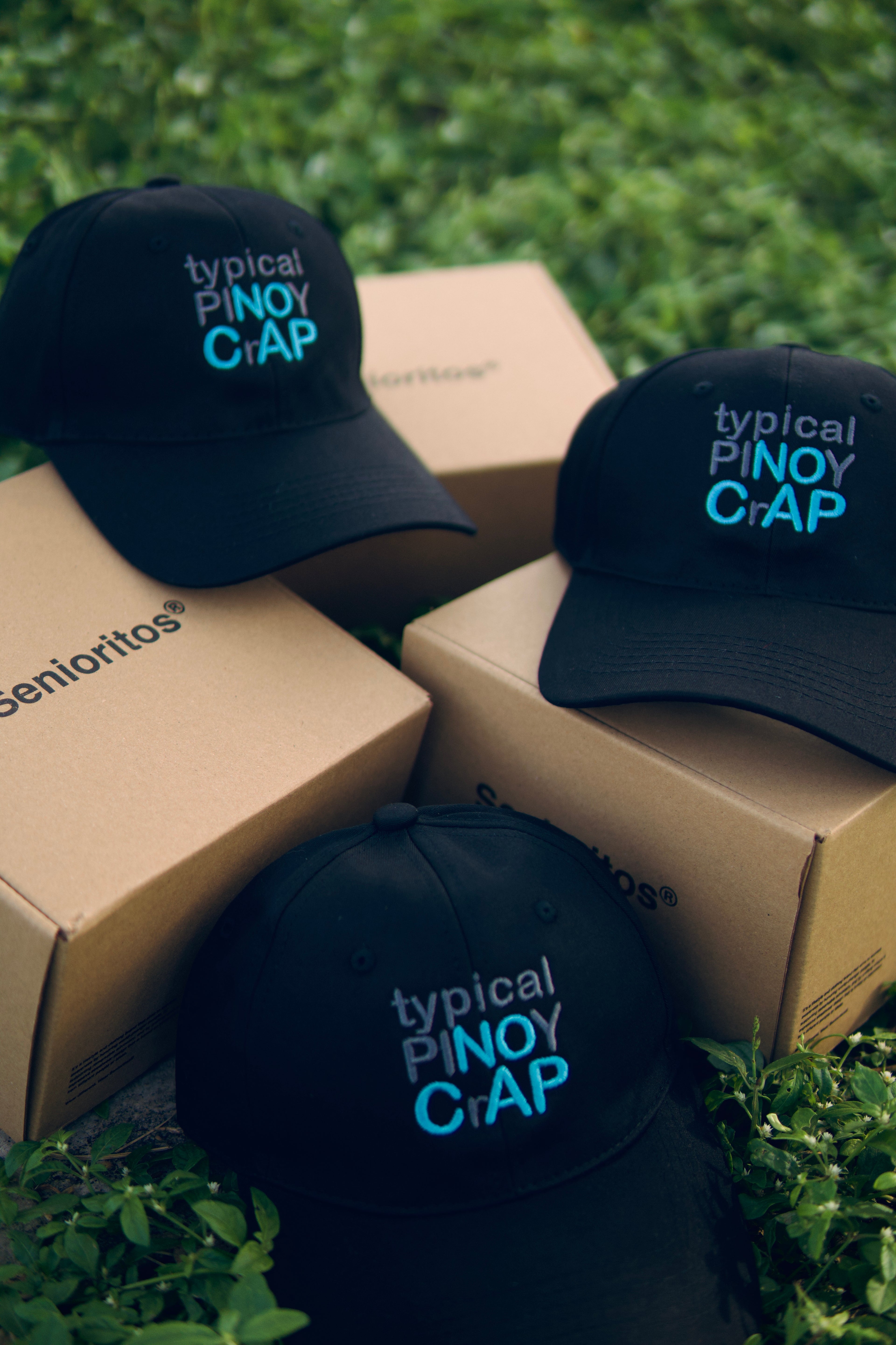 TPC NO CAP DADCAP | BLACK | TPCxSENIORITOS® COLLABORATION